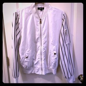 Fashion bomber jacket